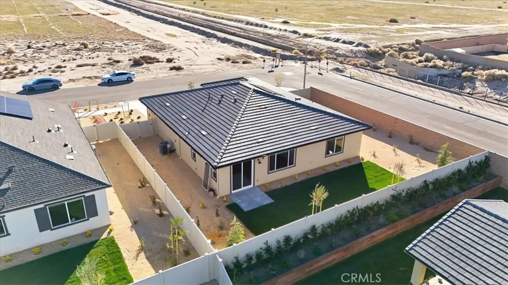 3211 E Avenue J-4, Lancaster, California 93535 home-pic-35